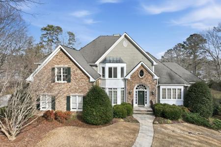 4328 Willow Oak Drive