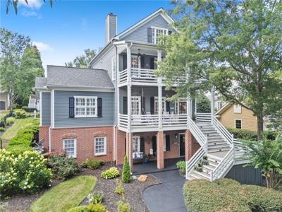311 Waterfront Park Lane