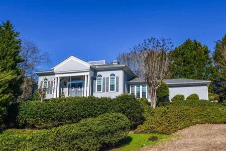 2901 Club Place