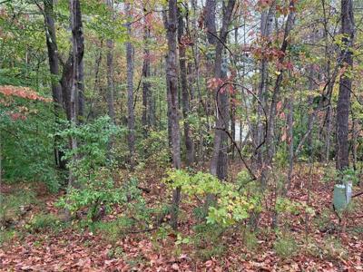 2313 Larchmont Court