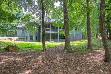312 Lake View Trace
