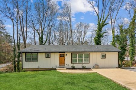114 Evergreen Trail