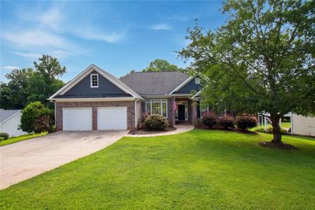 93 Overlook Circle