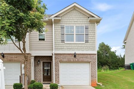5847 Taka Lane