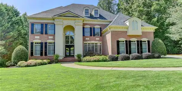 1135 Muirfield Court