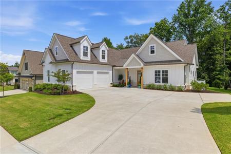 7150 Bluebird Cove