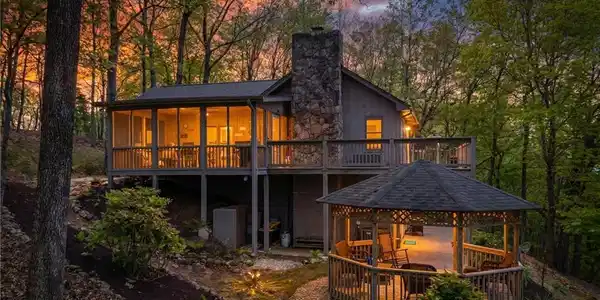 1339 Ridgeview Drive