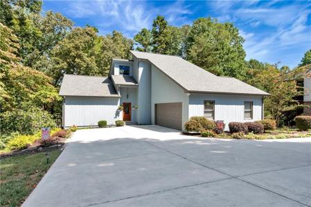 85A Nix Point Road