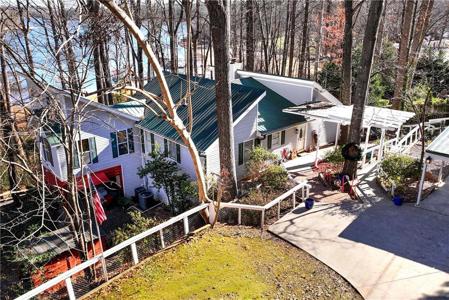 46 Clearwater Drive
