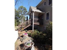 32 Travelers Point