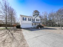 27 Glenmaura Way NW
