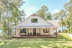 221 N Steel Bridge Road
