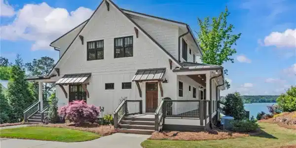 1951 Northwoods Drive