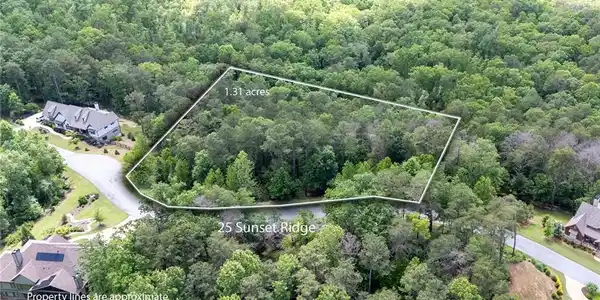 25 Sunset Ridge SE