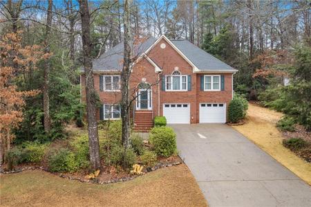 2070 Ivy Lane