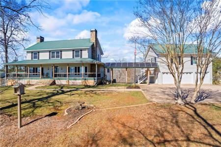 587 Henry Grady Highway