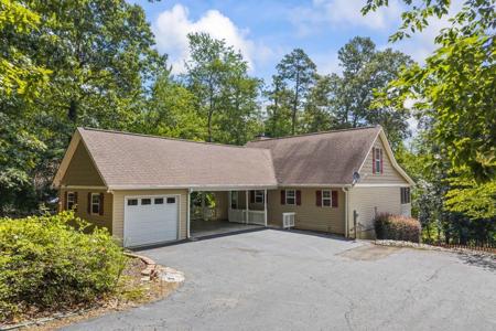818 Hardy Road