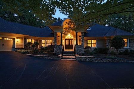 560 Shetland Trace