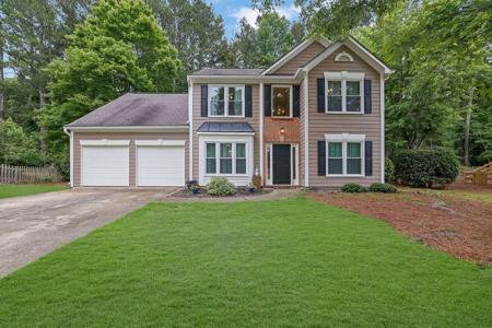 8011 Huntcliff Road
