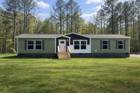 132 Lakeshore Drive