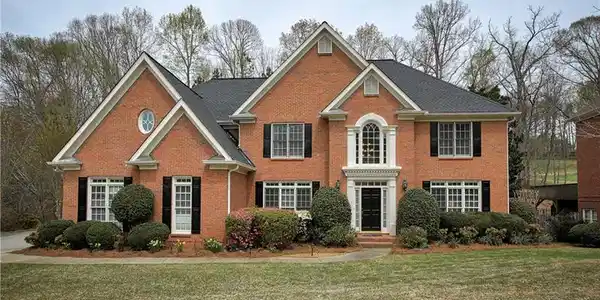 1045 Admiral Crossing