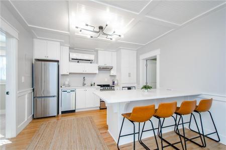 2109 Pine Tree Drive Unit C11