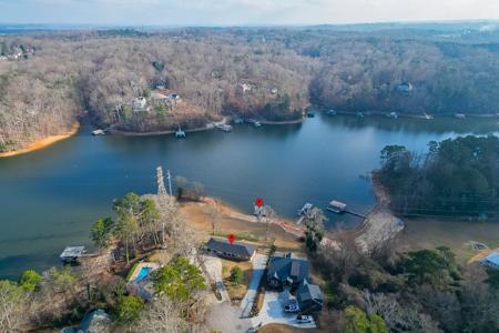 3104 Emerald Circle