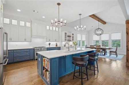 83 Summit Drive W