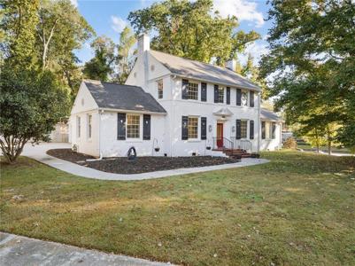 170 Lake Forest Drive