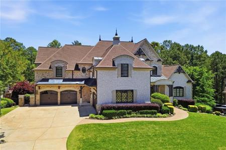 521 Gold Shore Lane