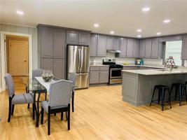 59 Lakeshore Drive