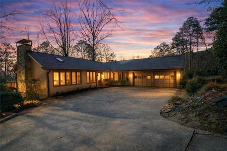 3240 Chimney Point Drive