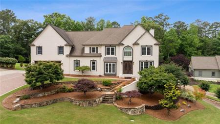615 Lovinggood Trail
