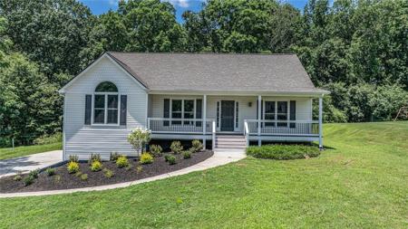 9050 Ivyshaw Drive