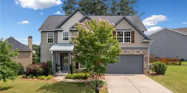 115 Greenbrier Way