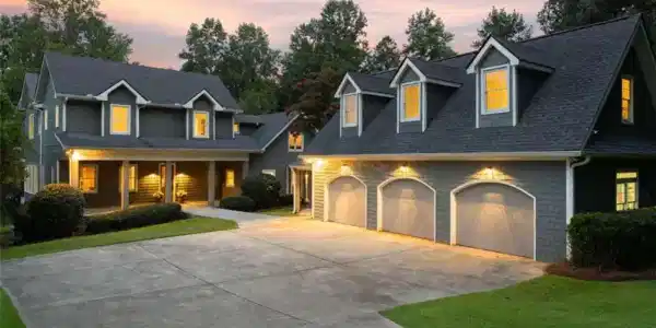 69 Winterhawk Cove