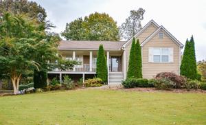 204 Oak Hollow Court