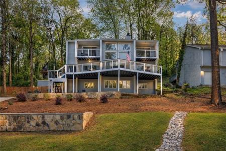 8515 Lake Drive