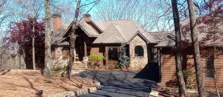 912 Mcelroy Mountain Drive