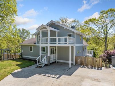6109 White Oak Drive