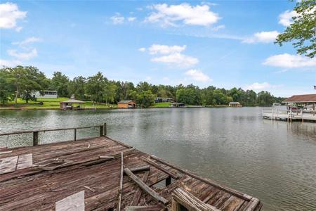 125 Rocky Creek Court NE