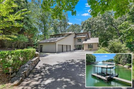 6144 Scott Dr