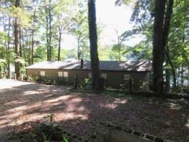 1318 Lakeside Trail