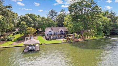 137 Pine Bluff Trail