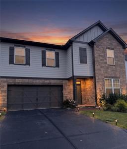 215 Foxhill Drive