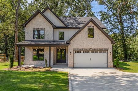 3374 Lee Drive