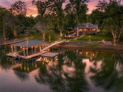 2110 Pine Lake Road