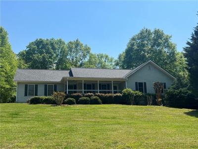 6365 Mountain View Trail
