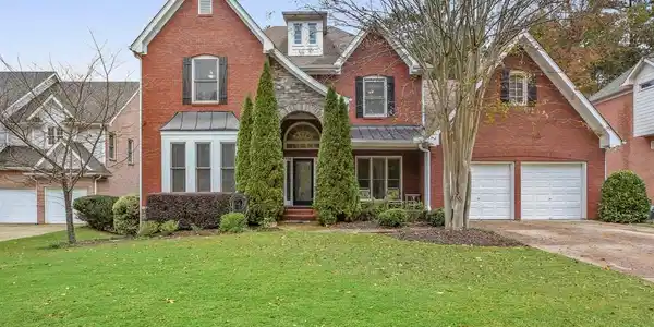 1255 Beacon Hill Crossing