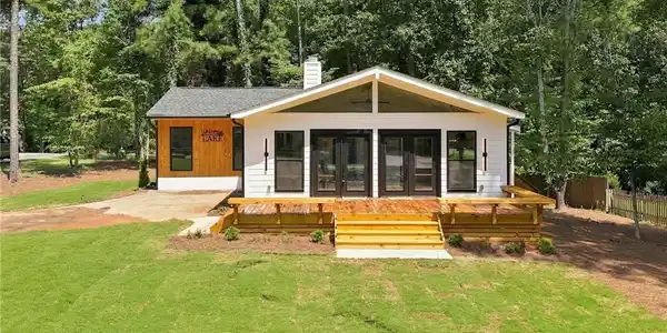 400 Cottonwood Drive